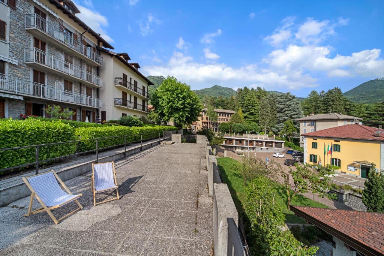 Mansarda fra monte e lago Esino Lario Exterior foto